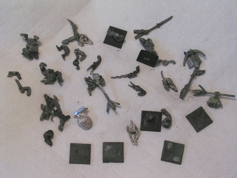 Mordheim » Removing Paint from Plastic Models